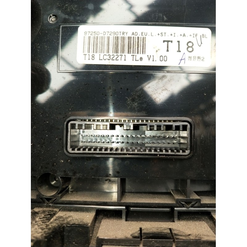 Recambio de mando calefaccion / aire acondicionado para hyundai tucson (tl, tle) 1.7 crdi referencia OEM IAM 97250D7290TRY 97250