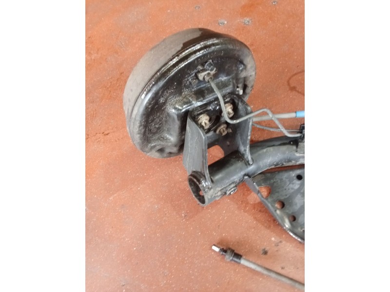 Recambio de puente trasero para renault clio iii exception referencia OEM IAM   TAMBOR/ABS