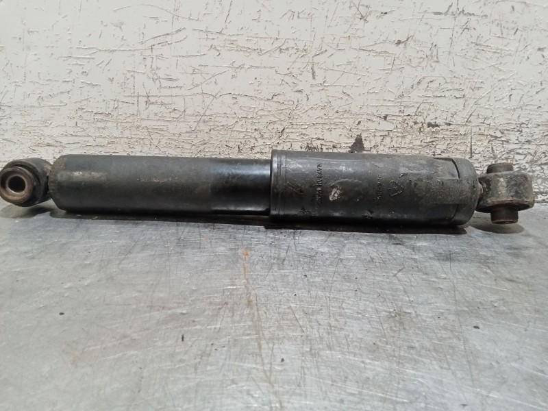 Recambio de amortiguador trasero izquierdo para hyundai ix20 referencia OEM IAM 553001K00  