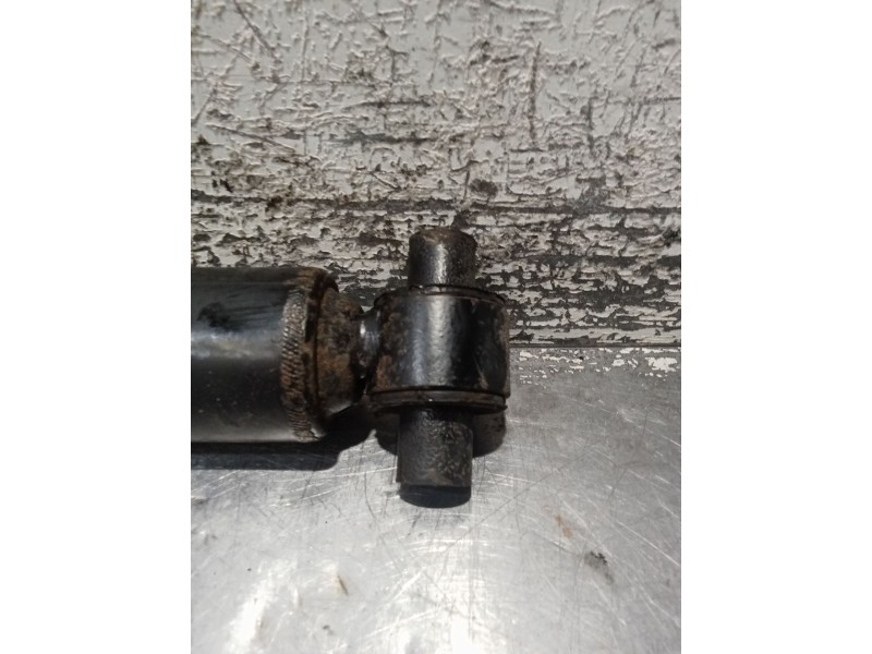 Recambio de amortiguador trasero derecho para ford focus i turnier (dnw) 1.8 turbo di / tddi referencia OEM IAM 23937  