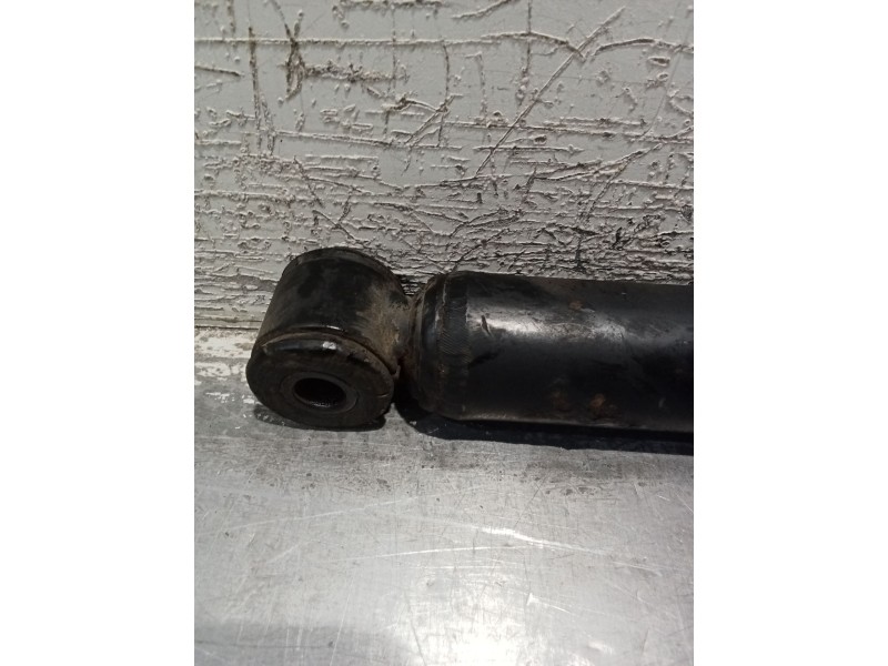 Recambio de amortiguador trasero derecho para ford focus i turnier (dnw) 1.8 turbo di / tddi referencia OEM IAM 23937  