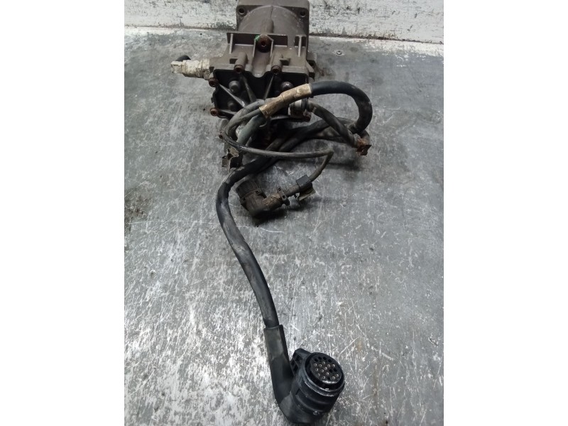 Recambio de bomba embrague para man tgx 18.480 referencia OEM IAM K013727  