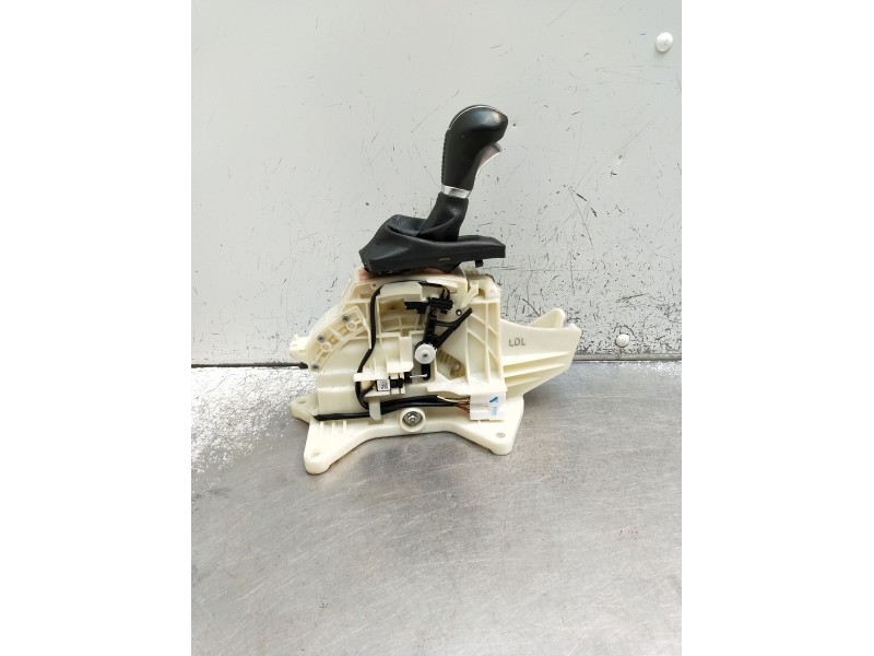 Recambio de palanca cambio para hyundai tucson (tl, tle) 1.7 crdi referencia OEM IAM 46700D3XXX 1604130235 