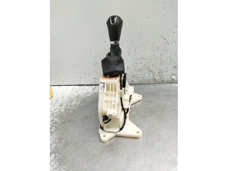Recambio de palanca cambio para hyundai tucson (tl, tle) 1.7 crdi referencia OEM IAM 46700D3XXX 1604130235 