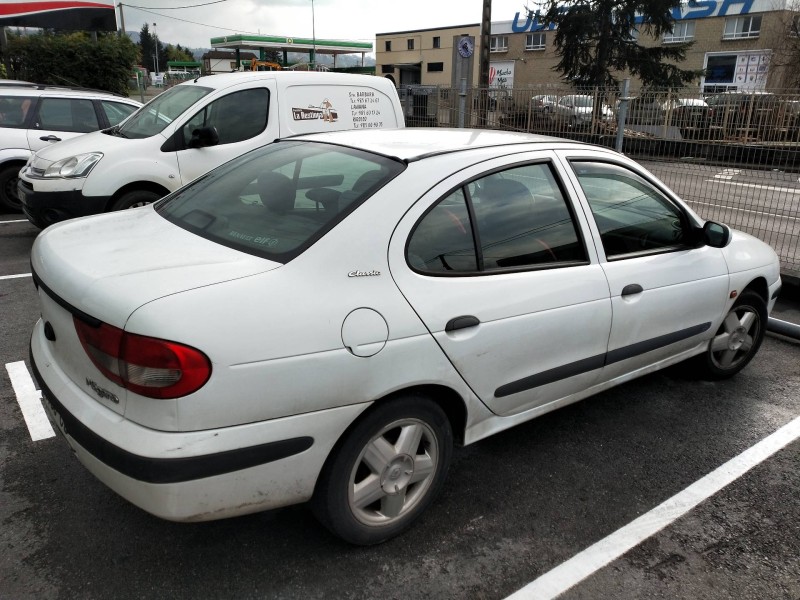 renault megane i fase 2 classic (la..) del año 2003 renault megane i fase 2 classic (la..) del año 2003