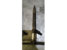 Recambio de inyector para opel zafira tourer selective referencia OEM IAM 55570012  