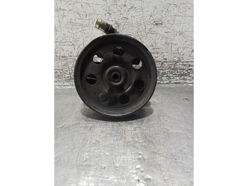 Recambio de bomba direccion para ford focus i turnier (dnw) 1.8 turbo di / tddi referencia OEM IAM 3AB1703  
