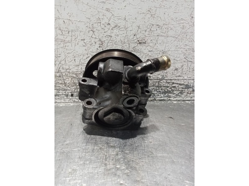 Recambio de bomba direccion para ford focus i turnier (dnw) 1.8 turbo di / tddi referencia OEM IAM 3AB1703  