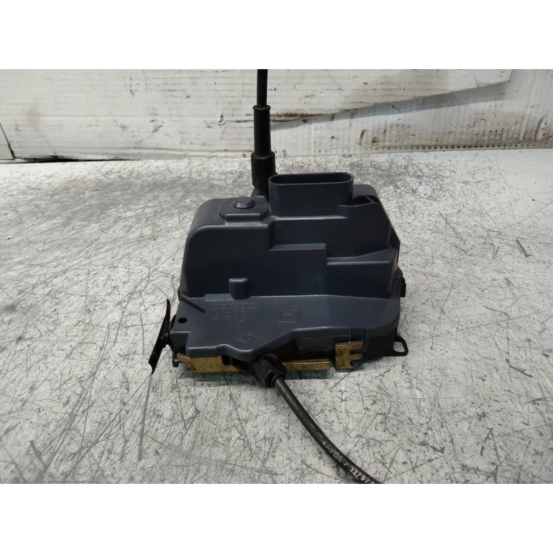 Recambio de motor cierre centralizado trasero izquierdo para renault laguna ii grandtour (kg0) dynamique referencia OEM IAM   5P