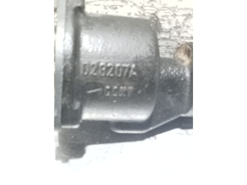 Recambio de depresor freno / bomba vacio para seat ibiza ii (6k1) 1.9 tdi referencia OEM IAM 028207A  