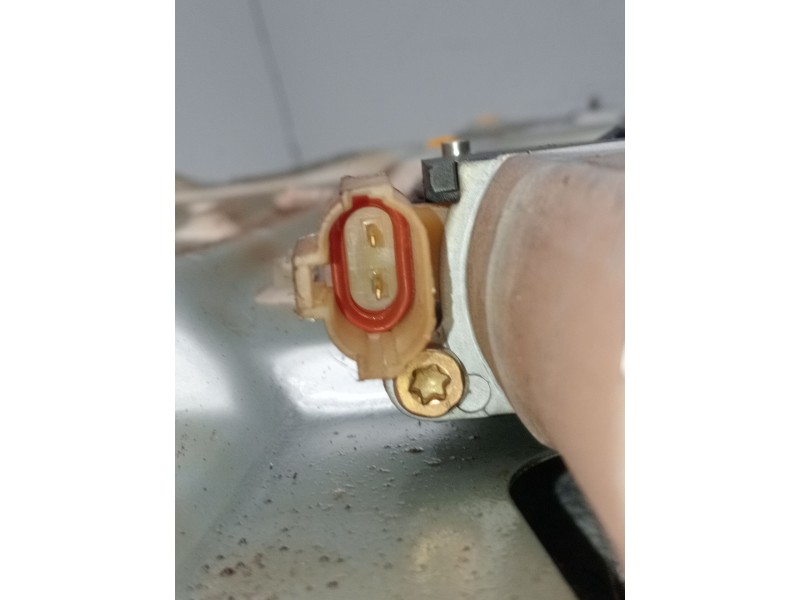 Recambio de elevalunas delantero derecho para kia cerato i hatchback (ld) 1.5 crdi referencia OEM IAM 824802F020 5p 5C21A0567