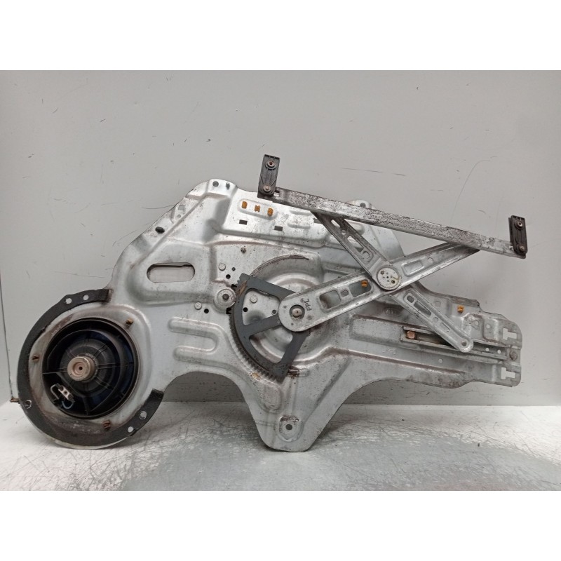 Recambio de elevalunas delantero izquierdo para kia cerato i hatchback (ld) 1.5 crdi referencia OEM IAM 824702F020 5p 5C17A0491