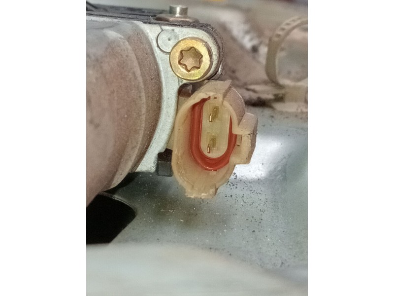 Recambio de elevalunas delantero izquierdo para kia cerato i hatchback (ld) 1.5 crdi referencia OEM IAM 824702F020 5p 5C17A0491