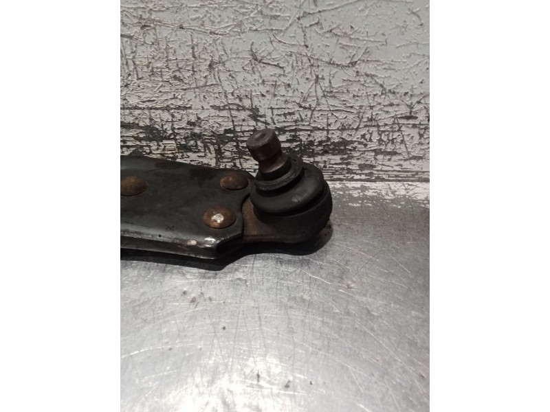 Recambio de brazo suspension inferior delantero derecho para ford focus i turnier (dnw) 1.8 turbo di / tddi referencia OEM IAM  