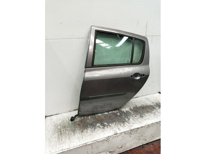 Recambio de puerta trasera izquierda para peugeot 208 i (ca_, cc_) 1.4 hdi referencia OEM IAM  5P 