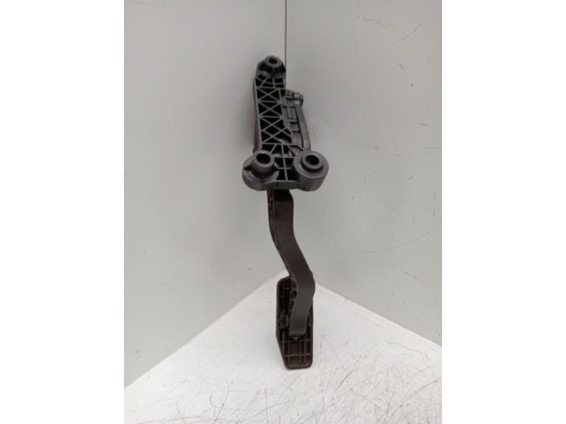 Recambio de potenciometro pedal para kia sportage ii (je_, km_) 2.0 crdi referencia OEM IAM 070315C0365  