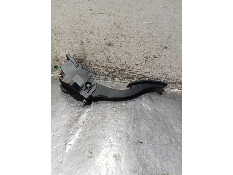 Recambio de potenciometro pedal para mercedes-benz clase a (w176) a 180 cdi blueefficiency (176.012) referencia OEM IAM A246300 