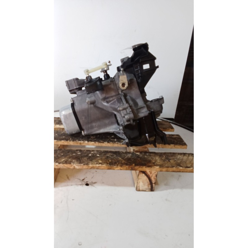 Recambio de caja cambios para peugeot 208 i (ca_, cc_) 1.4 hdi referencia OEM IAM 20CQ66 5V 1324969