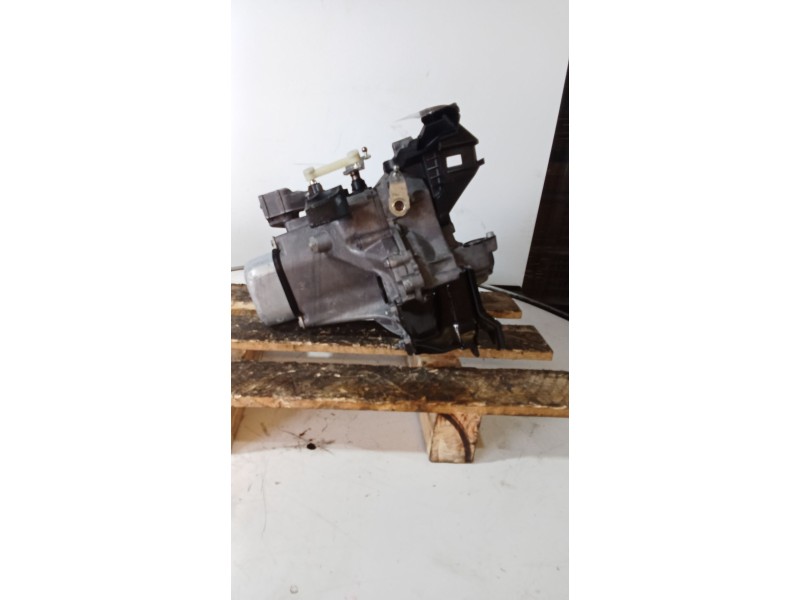 Recambio de caja cambios para peugeot 208 i (ca_, cc_) 1.4 hdi referencia OEM IAM 20CQ66 5V 1324969