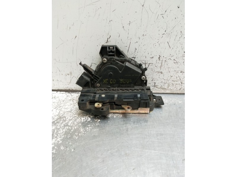 Recambio de motor cierre centralizado delantero izquierdo para ford focus i (daw, dbw) 1.8 turbo di / tddi referencia OEM IAM 2S