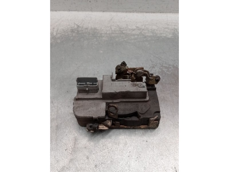 Recambio de motor cierre centralizado delantero derecho para peugeot 206 hatchback (2a/c) 2.0 hdi 90 referencia OEM IAM  5P 