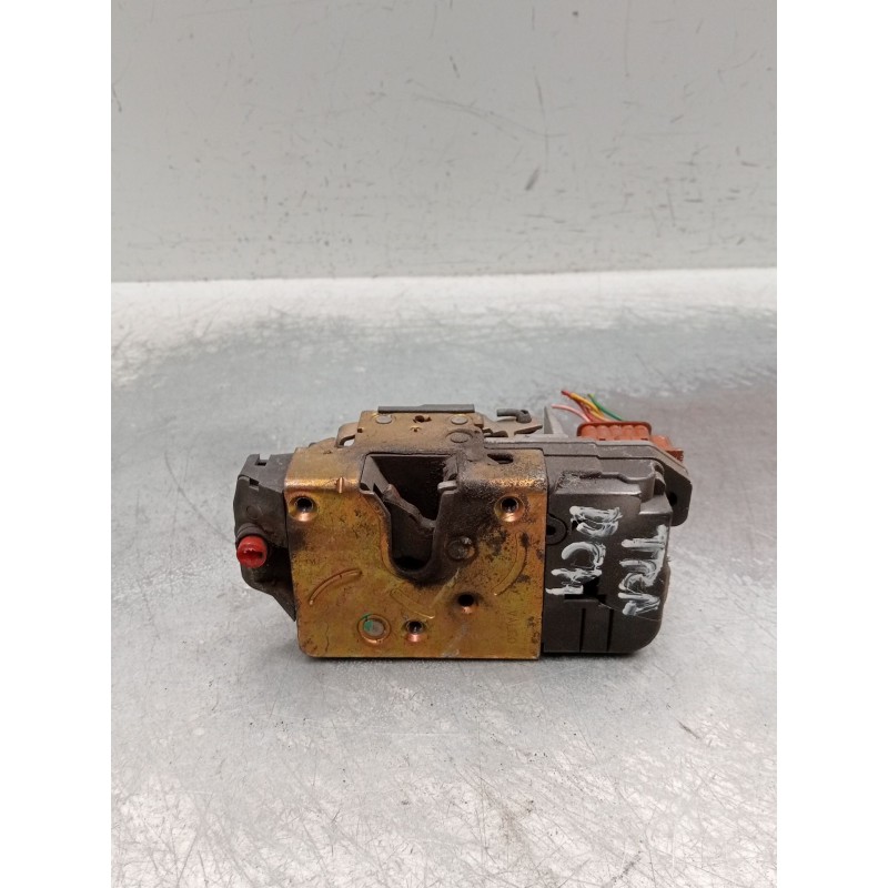 Recambio de motor cierre centralizado trasero derecho para peugeot 206 hatchback (2a/c) 2.0 hdi 90 referencia OEM IAM  5p 