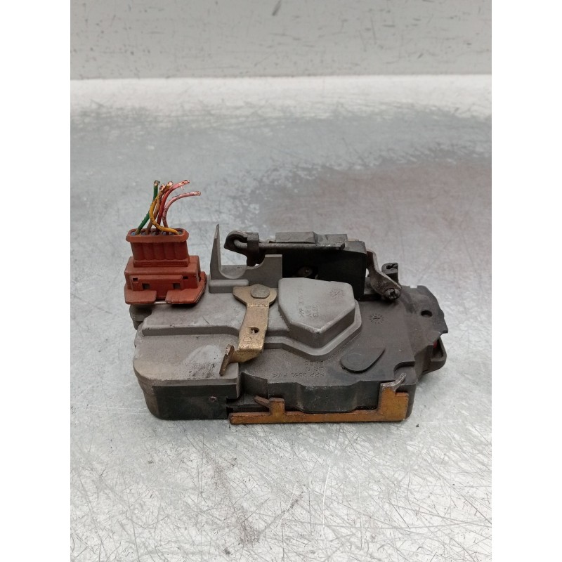 Recambio de motor cierre centralizado trasero derecho para peugeot 206 hatchback (2a/c) 2.0 hdi 90 referencia OEM IAM  5p 