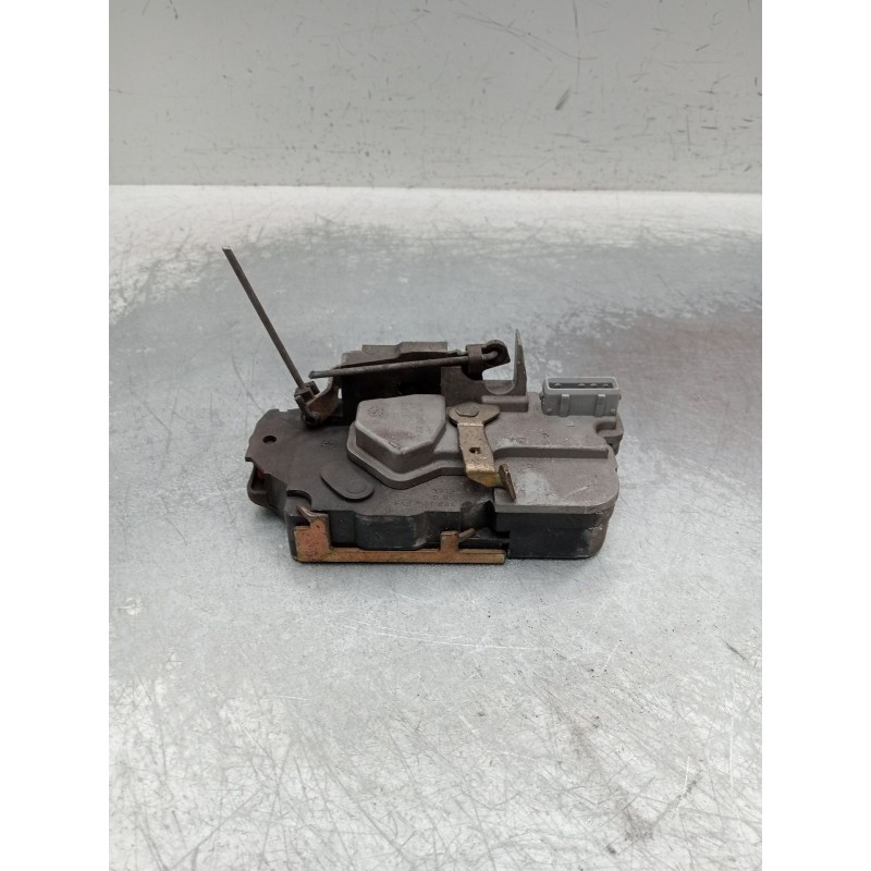 Recambio de motor cierre centralizado trasero izquierdo para peugeot 206 hatchback (2a/c) 2.0 hdi 90 referencia OEM IAM  5p 