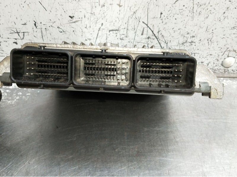 Recambio de centralita motor uce para peugeot 407 coupé (6c_) 2.7 hdi referencia OEM IAM 9658198080 HW9648237680 5WS40379A