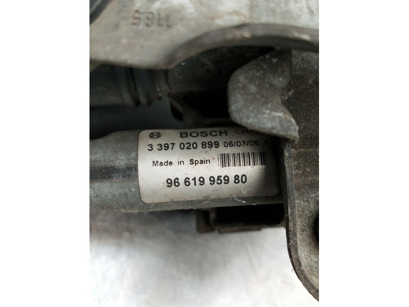 Recambio de motor limpia delantero para peugeot 407 coupé (6c_) 2.7 hdi referencia OEM IAM 3397020899 9661995980 derecho 0390241