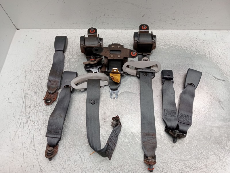 Recambio de juego cinturones trasero para kia sportage ii (je_, km_) 2.0 crdi referencia OEM IAM  5P 