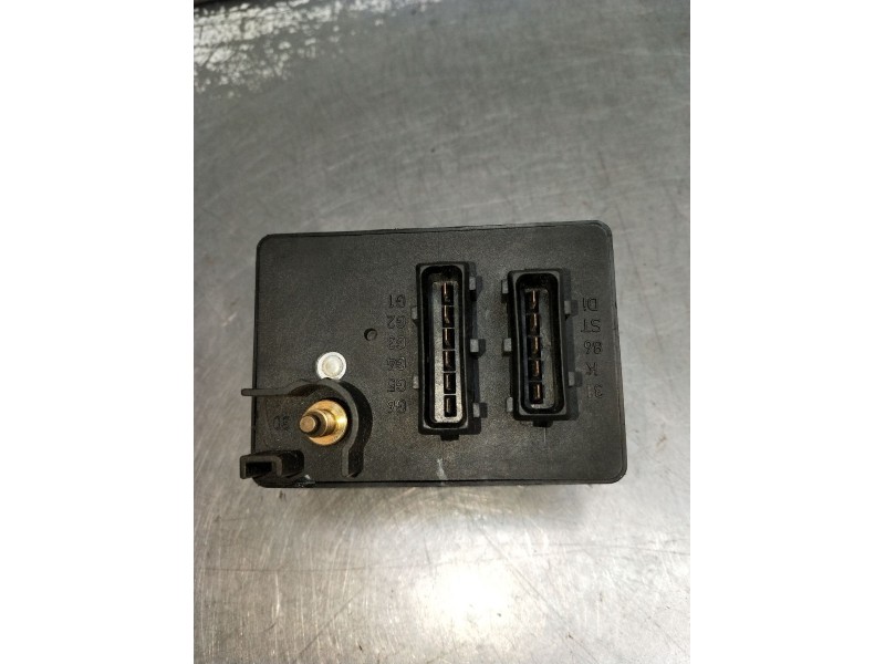 Recambio de caja precalentamiento para peugeot 407 coupé (6c_) 2.7 hdi referencia OEM IAM 0281003018  