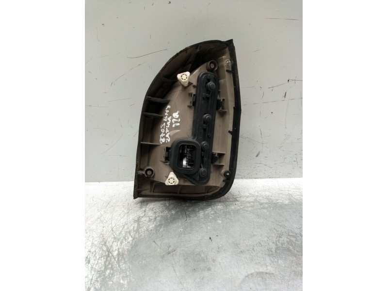 Recambio de piloto trasero izquierdo para opel zafira a monospace (t98) 2.0 dti 16v (f75) referencia OEM IAM   