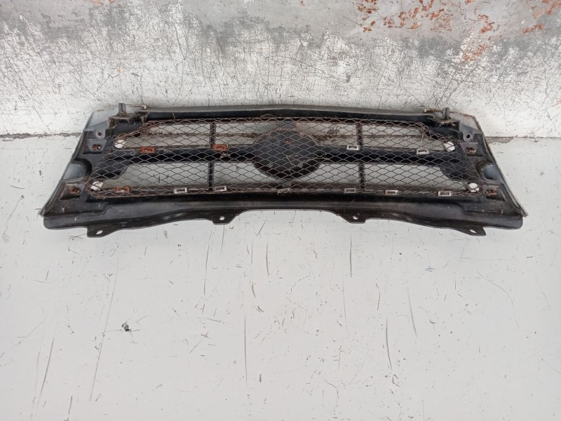 Recambio de rejilla delantera para tata xenon pick-up 2.2 dicor 4x4 referencia OEM IAM   