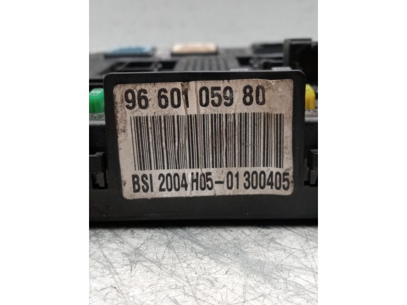 Recambio de caja reles / fusibles para citroën c4 coupé (la_) 1.6 hdi referencia OEM IAM 9660105980  
