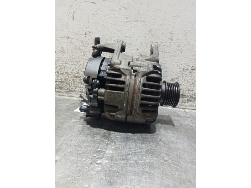 Recambio de alternador para seat ibiza ii (6k1) 1.4 i referencia OEM IAM 037903025L  