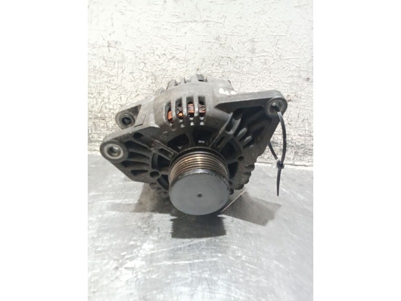 Recambio de alternador para kia rio ii (jb) 1.5 crdi referencia OEM IAM 2655475 373002A110 
