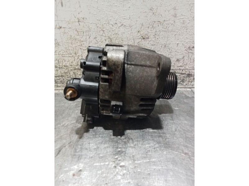 Recambio de alternador para kia rio ii (jb) 1.5 crdi referencia OEM IAM 2655475 373002A110 