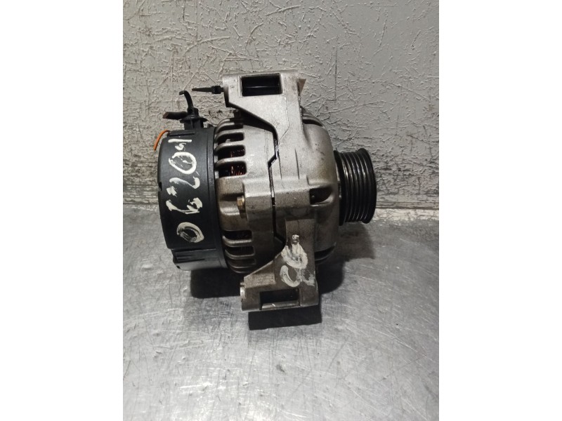Recambio de alternador para citroën xsara (n1) 1.9 td referencia OEM IAM 0123310010 9617842980 