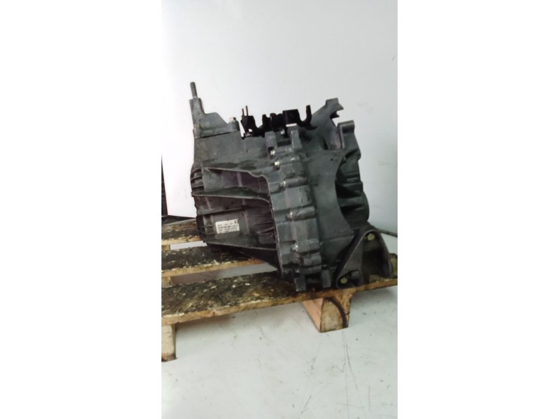 Recambio de caja cambios para ford mondeo iii (b5y) 2.0 16v tddi / tdci referencia OEM IAM 5S7R7002CA 6v T1GA104305093209