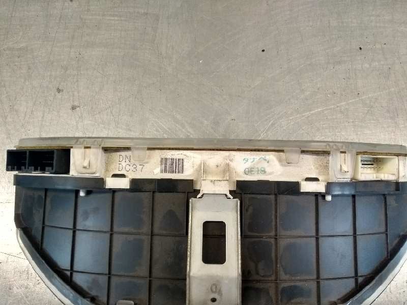 Recambio de cuadro instrumentos para mazda demio (dw) 1.5 cat referencia OEM IAM DC37 DN 0E18