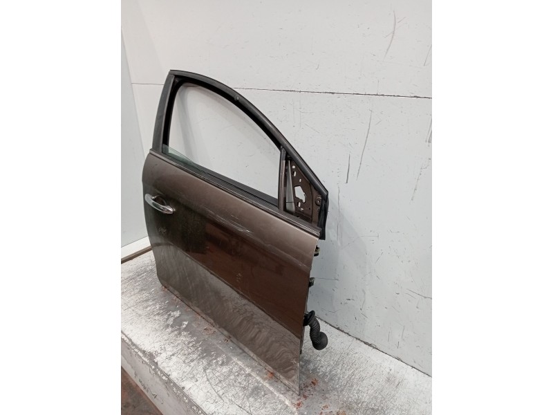 Recambio de puerta delantera derecha para fiat bravo ii (198_) 1.9 d multijet (198axc1b) referencia OEM IAM  5P 