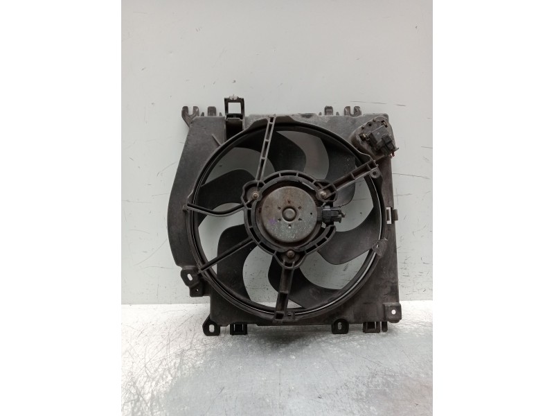 Recambio de electroventilador para nissan micra iii (k12) 1.5 dci referencia OEM IAM 1831441000 8200135167 