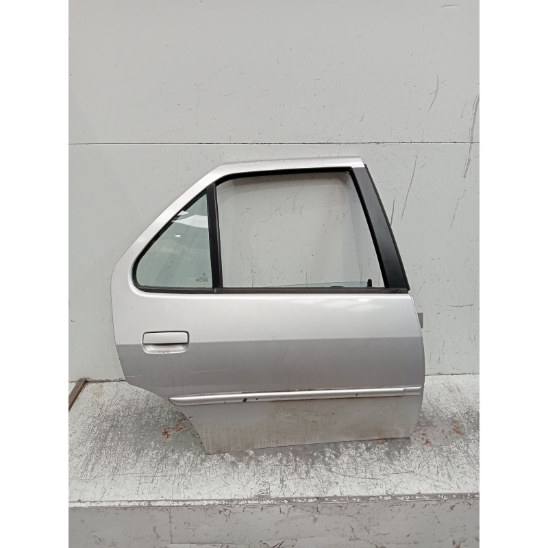 Recambio de puerta trasera derecha para peugeot 306 break (7e, n3, n5) 2.0 hdi 90 referencia OEM IAM   