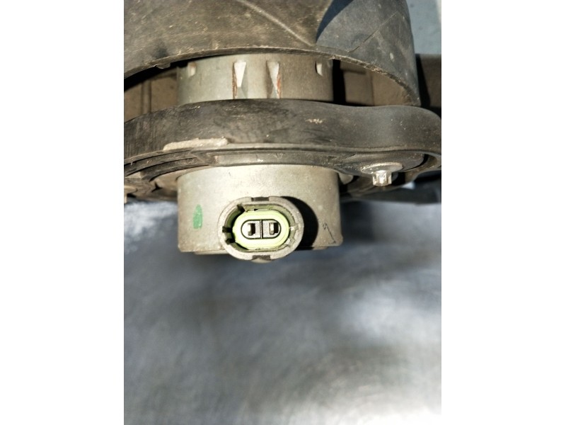 Recambio de electroventilador para renault clio iii exception referencia OEM IAM 8200748438 1832062000 