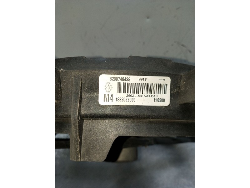 Recambio de electroventilador para renault clio iii exception referencia OEM IAM 8200748438 1832062000 