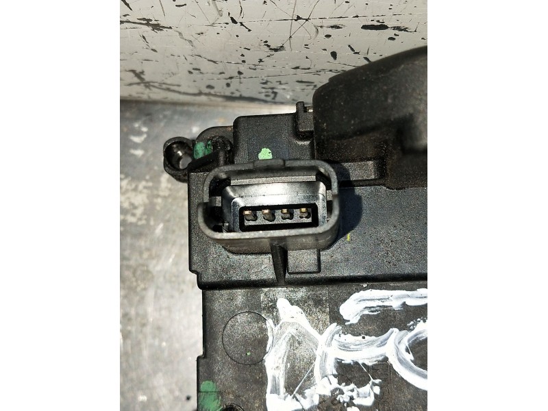 Recambio de motor cierre centralizado delantero izquierdo para renault clio iii exception referencia OEM IAM  5P 
