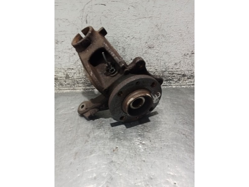 Recambio de mangueta delantera derecha para peugeot 207/207+ (wa_, wc_) 1.6 hdi referencia OEM IAM   