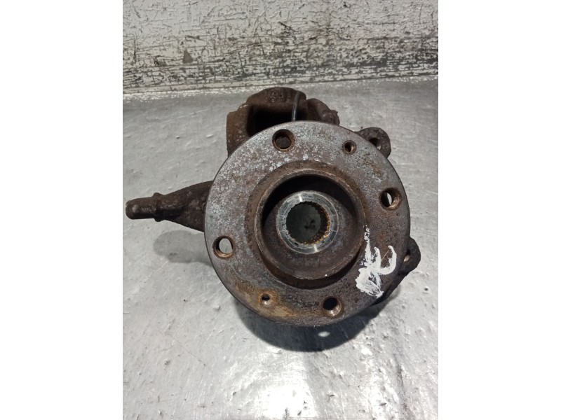 Recambio de mangueta delantera derecha para peugeot 207/207+ (wa_, wc_) 1.6 hdi referencia OEM IAM   