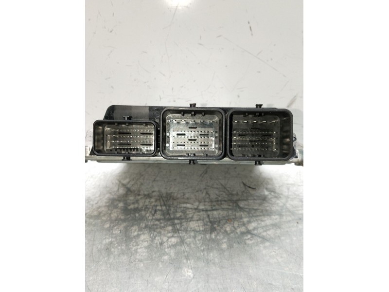 Recambio de centralita motor uce para ford c-max ii (dxa/cb7, dxa/ceu) 1.6 tdci referencia OEM IAM AV6112A650ZC S180133004C SID8